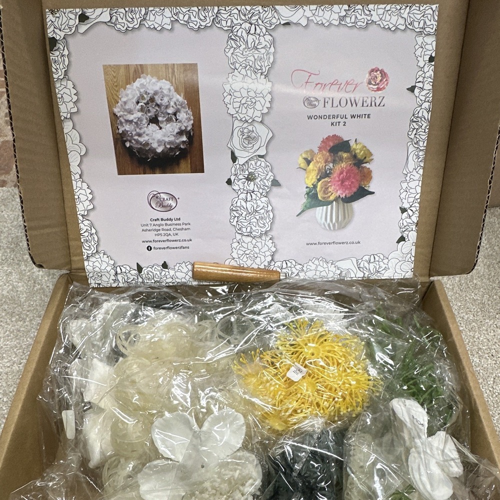 Forever Flowerz Wonderful White Kit 2 Floral Craft Kit w/ Tool, Plastic